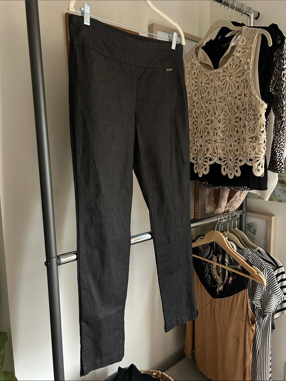 Roz and Ali dark gray Straight-Leg dress Pants